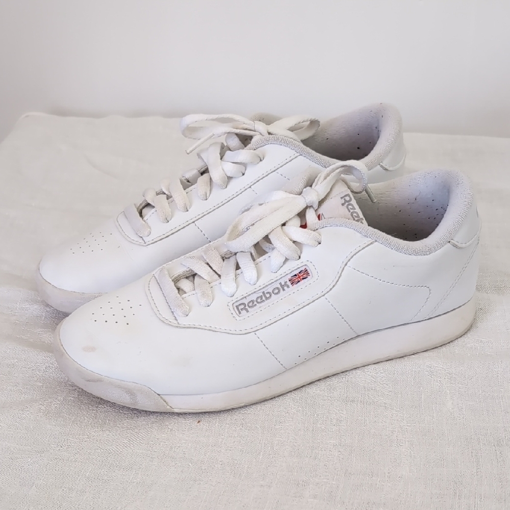 Reebok Classic Walking Sneakers Princess White Size 8